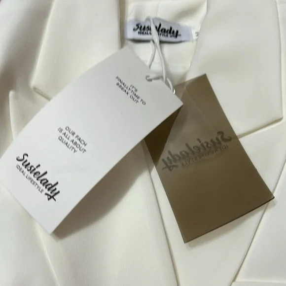 Beautiful Set - Picture 6 of 11